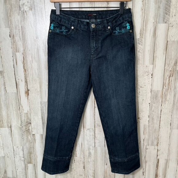 Vintage Y2K Dark Wash Denim Blue Floral Embroidered Capri Womens SIze 30 - Picture 5 of 7